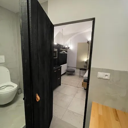 Center 2 * Bratysława