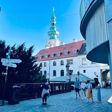 Center 2 Bratysława