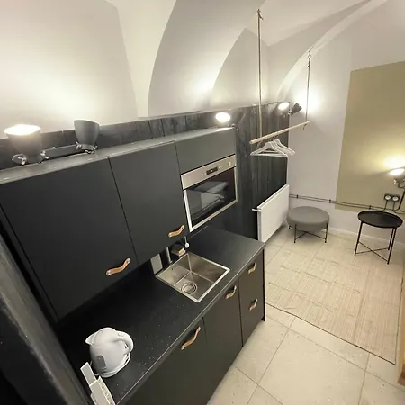 Center 2 * Μπρατισλάβα